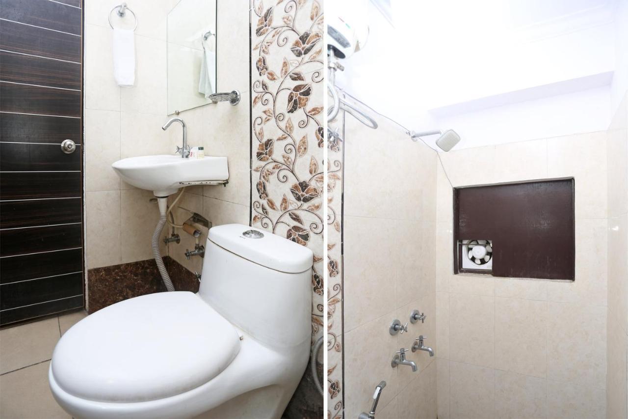Oyo 8253 Golden Heights Otel Yeni Delhi Dış mekan fotoğraf